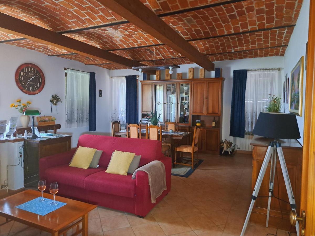 Casa Maya San Martino Alfieri Екстериор снимка