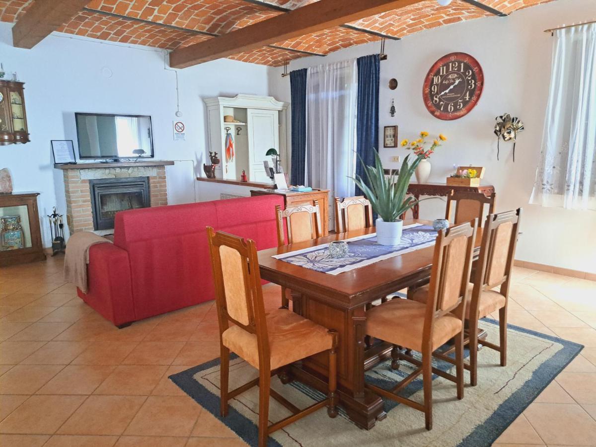 Casa Maya San Martino Alfieri Екстериор снимка